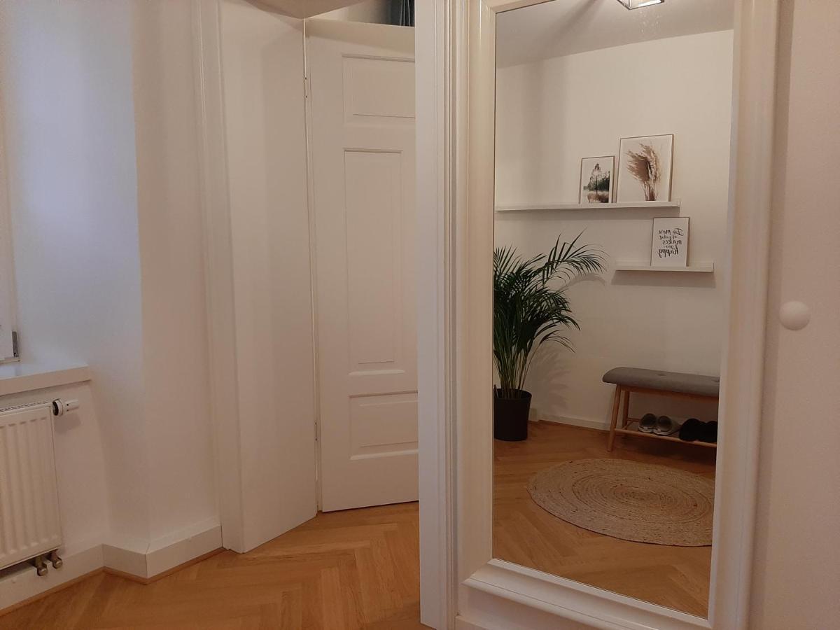 Apartamento Zentrale Lage I Historisch I Parkplatz I Fahrradkeller Straubing Exterior foto