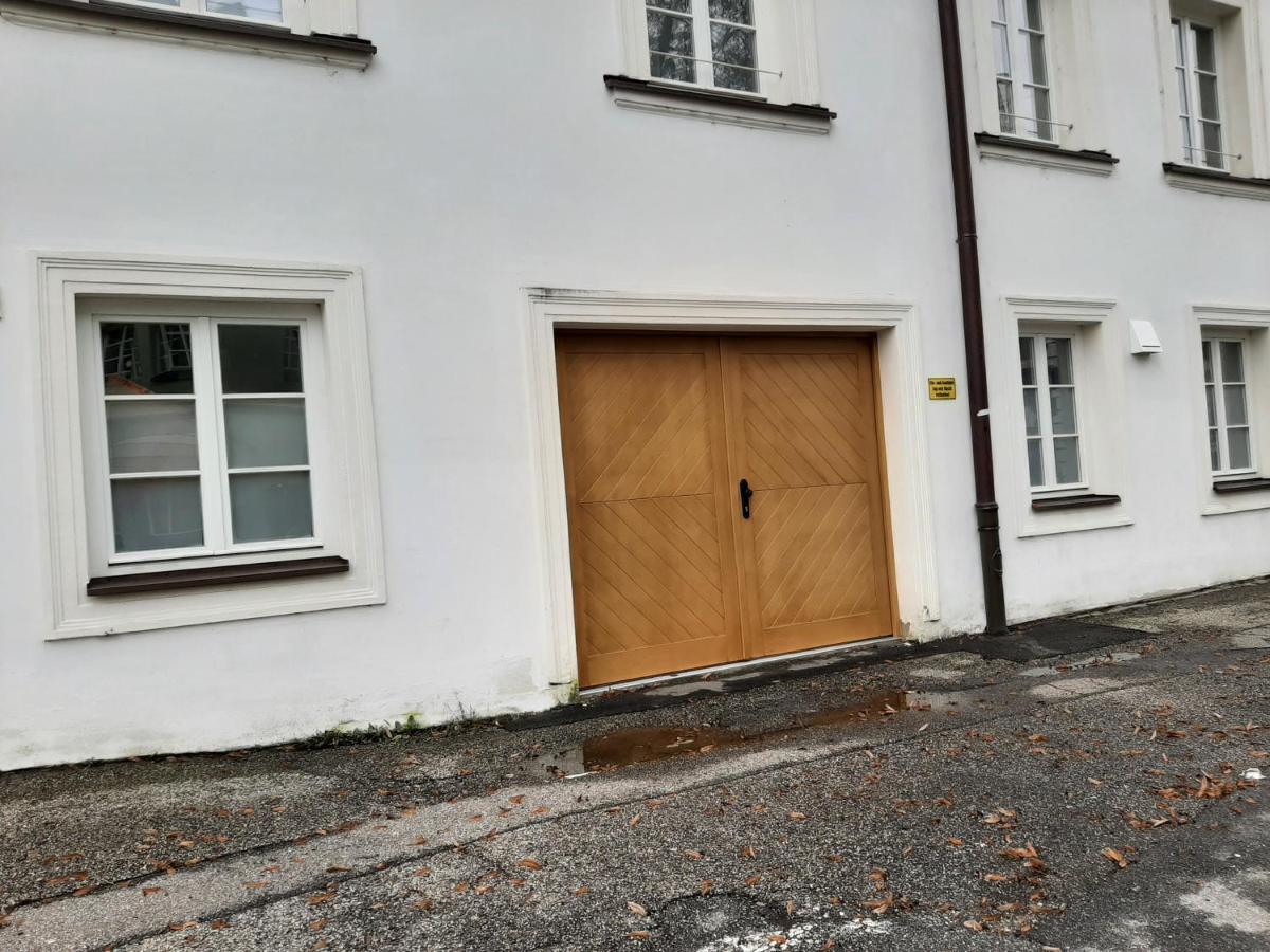 Apartamento Zentrale Lage I Historisch I Parkplatz I Fahrradkeller Straubing Exterior foto